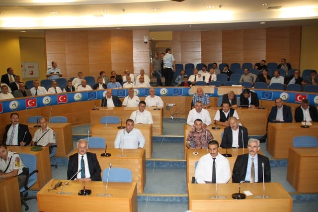 OTOBÜS VE SERVİS ŞOFÖRLERİNE SEMİNER