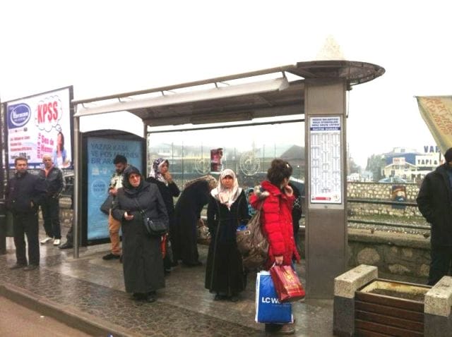 DURAKLARA OTOBÜSLERİN