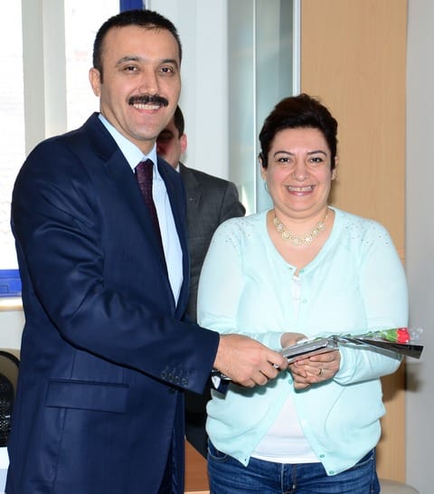 BAŞKAN PERSONELİNİN KADINLAR GÜNÜNÜ KUTLADI