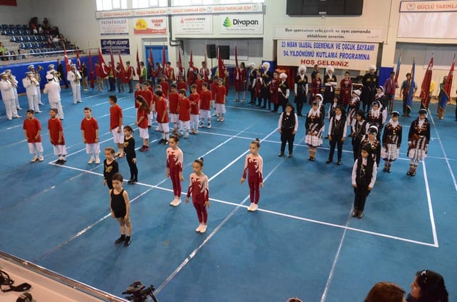 23 NİSAN COŞKUYLA KUTLANDI