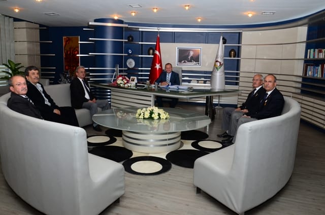 GAZİLERDEN BAŞKAN KELEŞE İADE İ ZİYARET