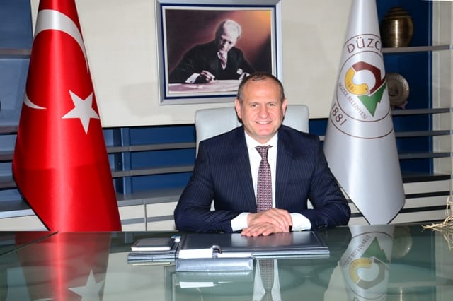 DÜZCE BELEDİYE BAŞKANI MEHMET KELEŞİN