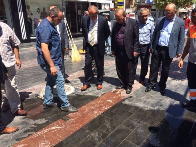 KALDIRIM TAŞLARI KIŞA HAZIRLANIYOR