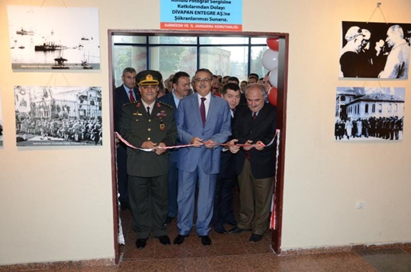 BÜYÜK ZAFER VE ATATÜRK SERGİSİ AÇILDI
