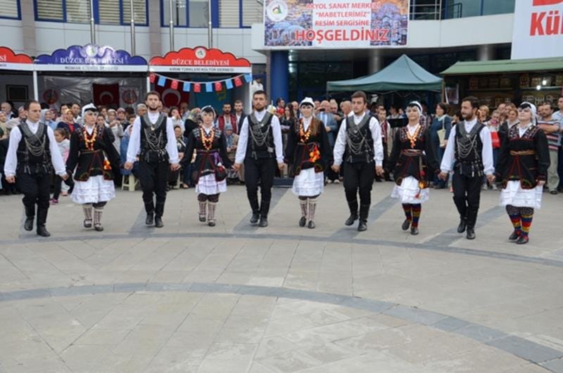 DÜZCE KÜLTÜR GÜNLERİNDE BİRİNCİ GÜN