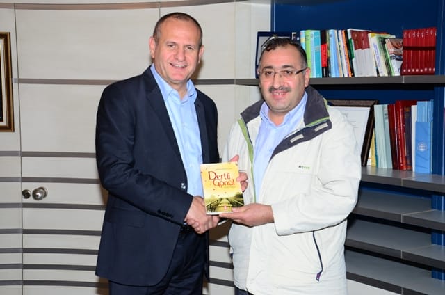 DÜZCELİ ŞAİRDEN BAŞKAN KELEŞ E ZİYARET