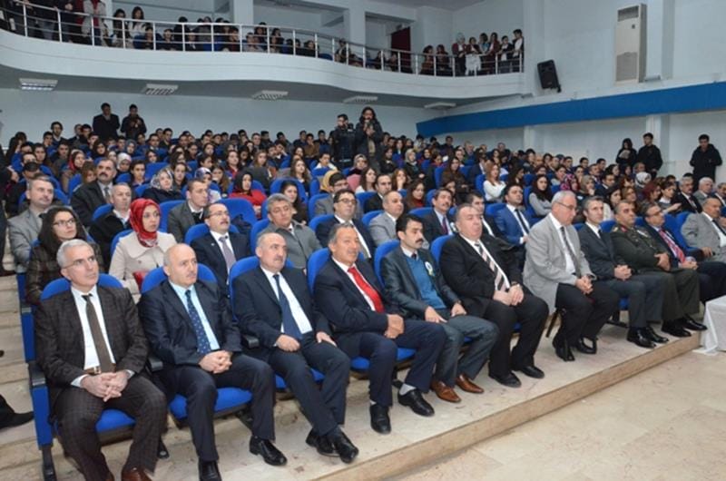 24 KASIM ÖĞRETMENLER GÜNÜ COŞKUYLA KUTLANDI