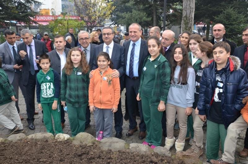 10 BİN ADET LALE DİKİLDİ