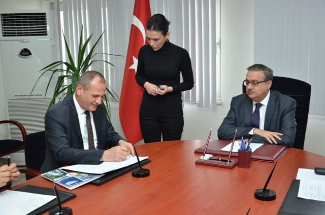 GELECEĞE DÖRT NALA İÇİN İMZALAR ATILDI