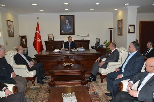 BAŞKAN KELEŞ VE MECLİS ÜYELERİNDEN VALİ FİDANA ZİYARET