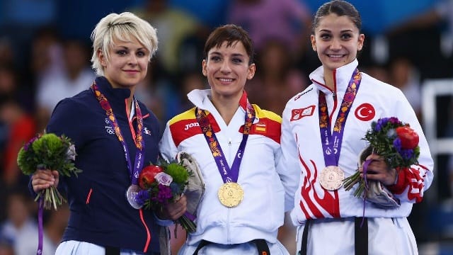 DİLARA BOZAN BRONZ MADALYANIN SAHİBİ OLDU