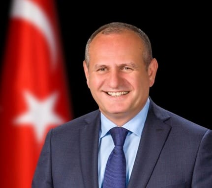 ´BABA´ FEDAKARLIĞIN SEMBOLÜDÜR