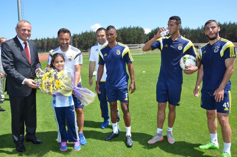 BAŞKAN KELEŞ FENERBAHÇE KAMPINI ZİYARET ETTİ