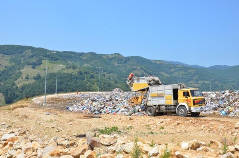 GÜNDE 300 TON ÇÖP TAŞINIYOR