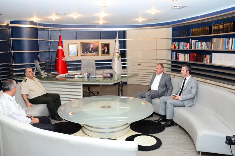 ALBAY AKÇA´DAN VEDA ZİYARETİ