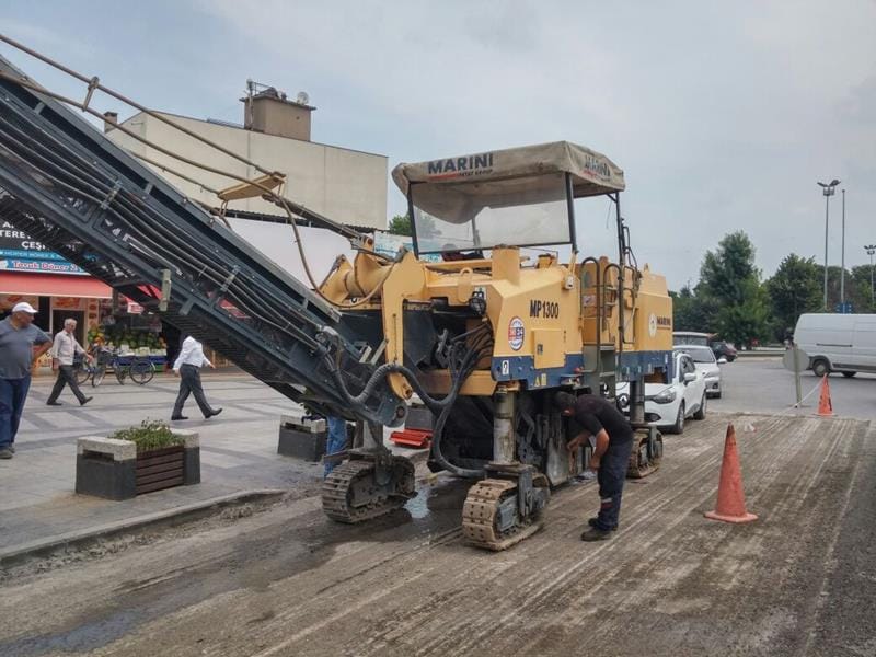 HASTANE CADDESİNDE BAZALT İÇİN ÇALIŞMALAR BAŞLADI