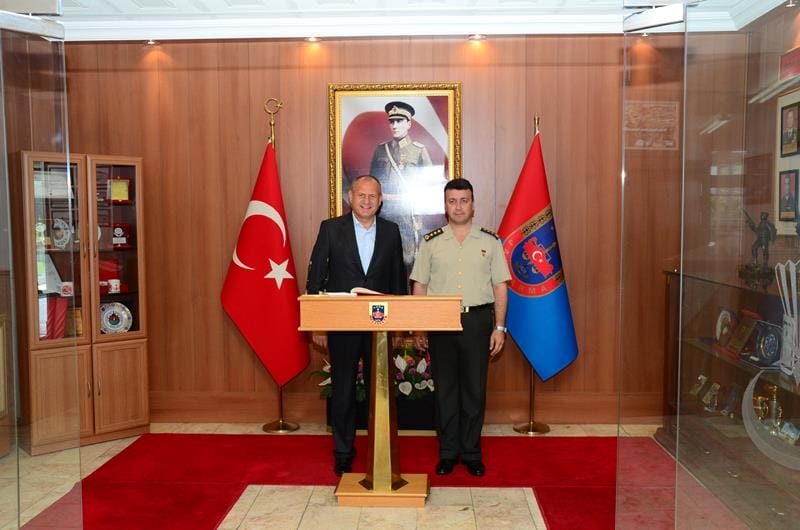 BAŞKAN KELEŞTEN GARNİZON KOMUTANI GÜVENİR´E ZİYARET