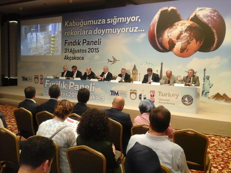 FINDIK SEZONU AÇILIŞI AKÇAKOCA´DA YAPILIYOR