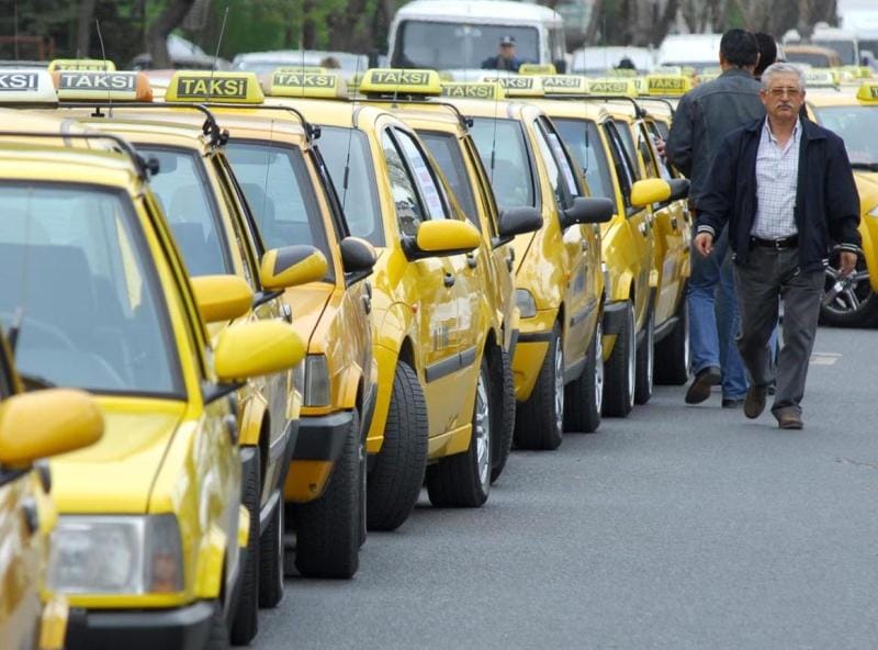 TAKSİ VE SERVİS ARAÇLARINA GPS SİSTEMİ