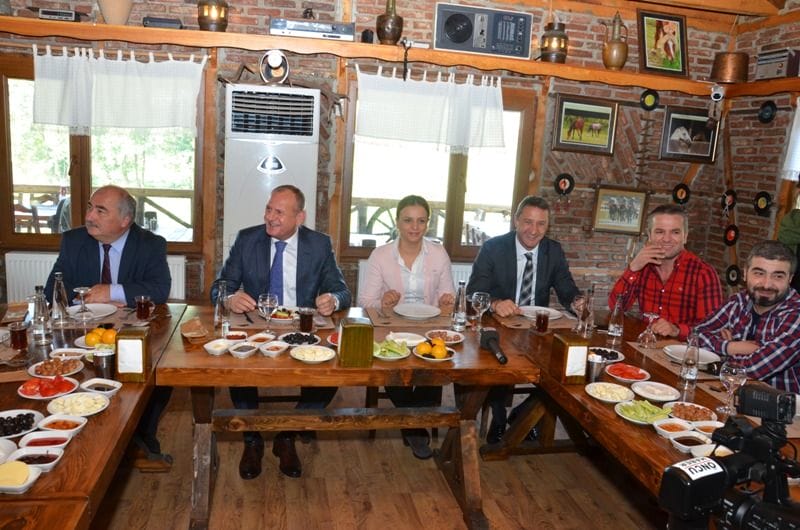 BAŞKAN BASINLA BİRARAYA GELDİ