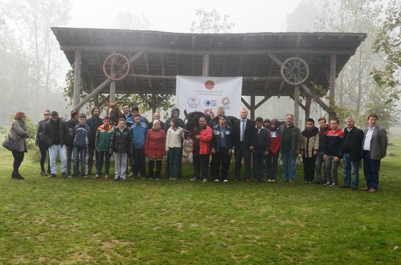 AŞMAK İÇİN HAREKET