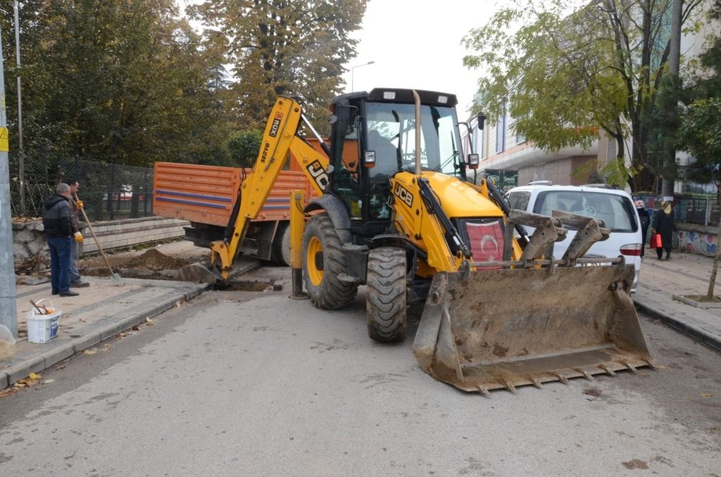 DÜZCE LİSESİ PARKINA SU BAĞLANTISI