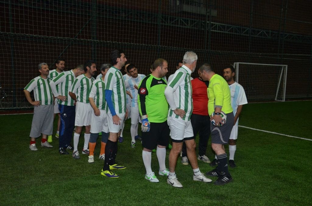 TURNUVADA YENİŞEMEDİLER
