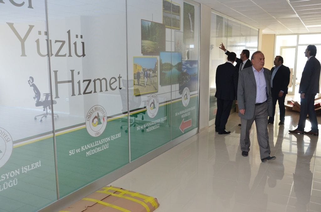 DÜZCE BELEDİYESİ MÜDÜRLÜKLERİ TAŞINDI