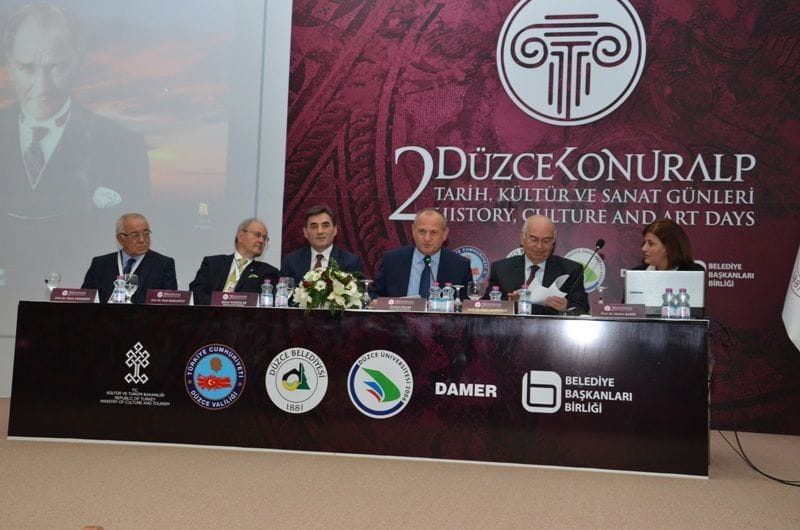 SEMPOZYUMDA İLK OTURUM