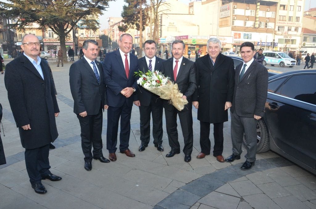 AK PARTİ GENEL BAŞKAN YARDIMCISINDAN BELEDİYEYE ZİYARET