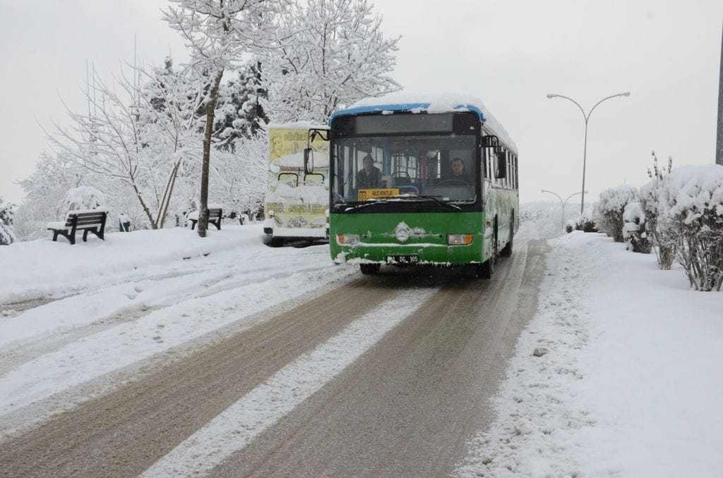 OTOBÜS SEFERLERİ AKSAMADAN YAPILIYOR