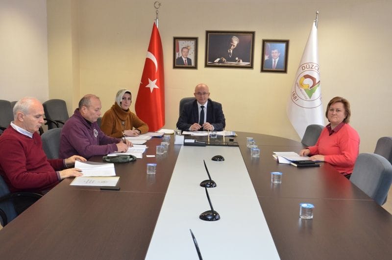 DENETİM KOMİSYONU DENETLİYOR