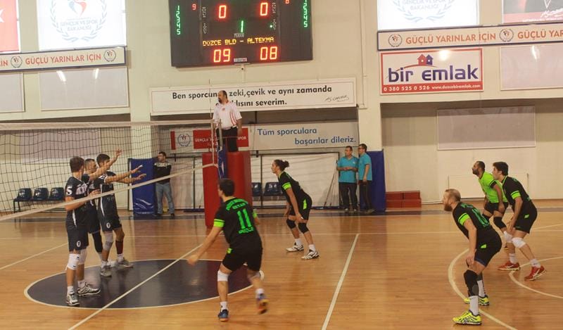 VOLEYBOL TAKIMI İKİ MAÇ OYNAYACAK