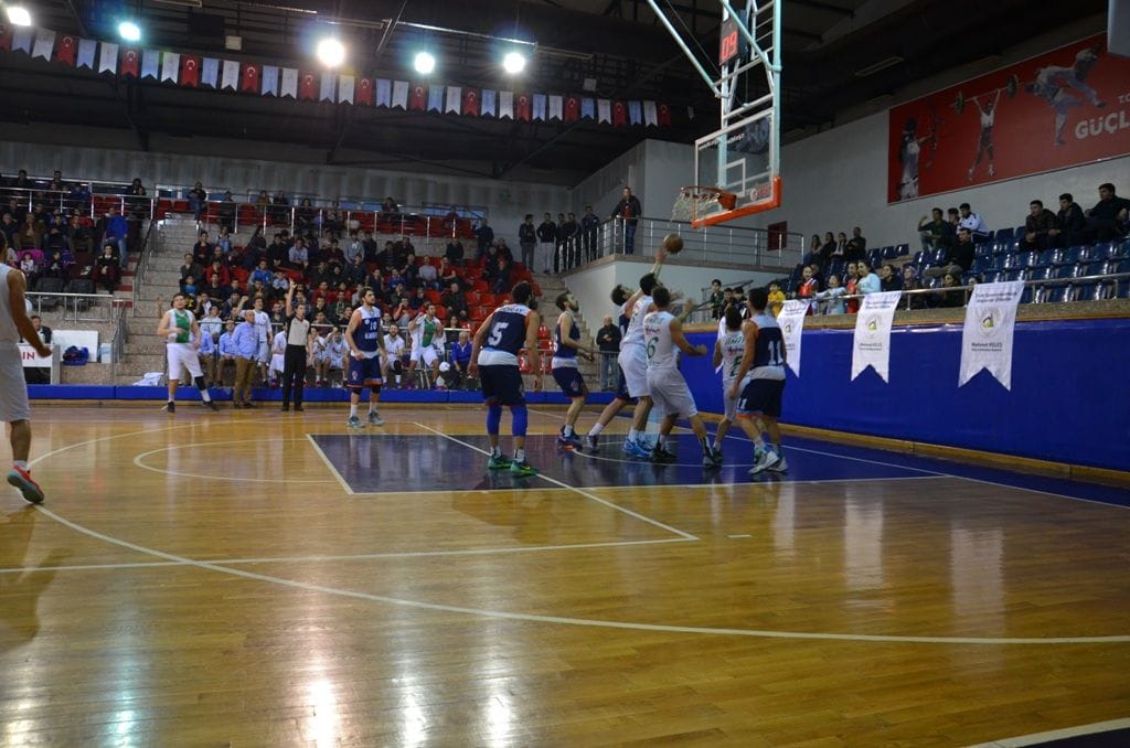 8 MAÇLIK MARATON