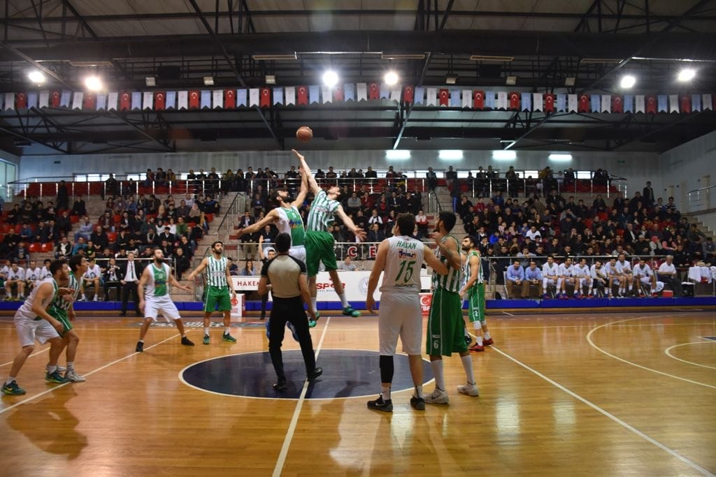 BASKETBOL GÖZ DOLDURDU