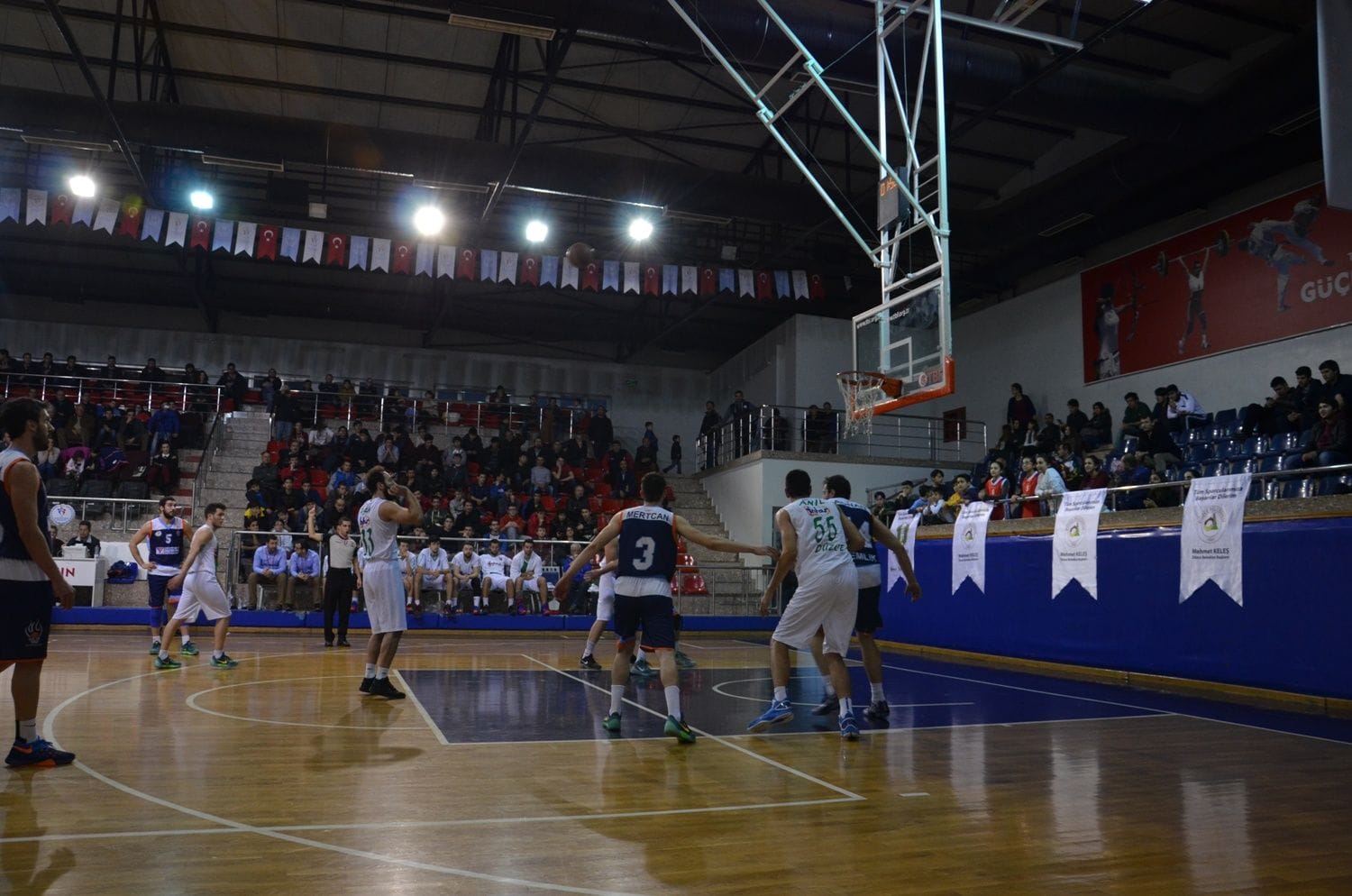 ZİRVEYİ ZORLAYACAĞIZ