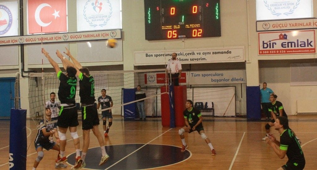 VOLEYBOL TAKIMI YENDİ GELDİ