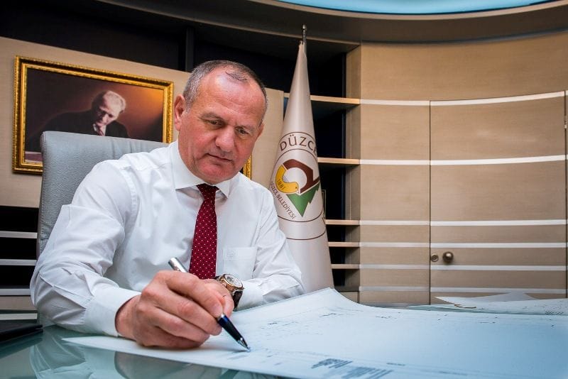 BAŞKAN KATI ATIK GÖRÜŞMESİ İÇİN BAKANLIKTA