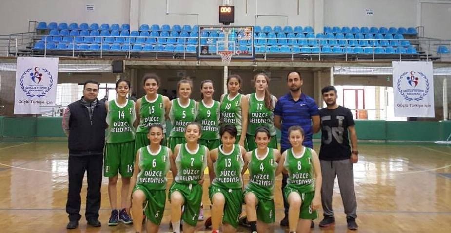 YILDIZ KIZLAR ŞAMPİYON OLDU