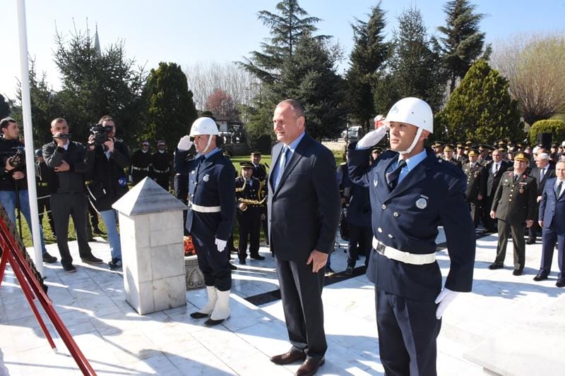 ÇANAKKALE ZAFERİ İÇİN KUTLAMA TÖRENLERİ