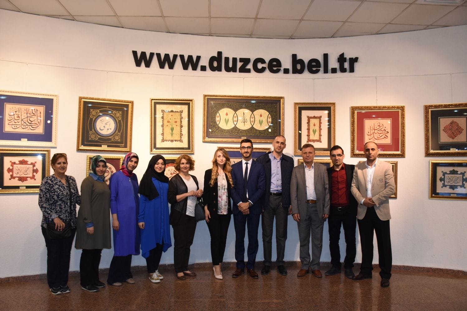 TÜRK İSLAM SANATINDA EBRU