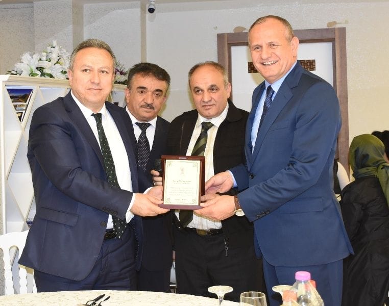 BAŞKAN: HER ZAMAN ESNAFIN YANINDAYIZ