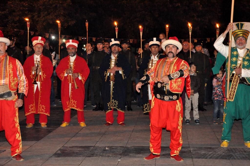 FENER ALAYINDA MEHTER RÜZGARI