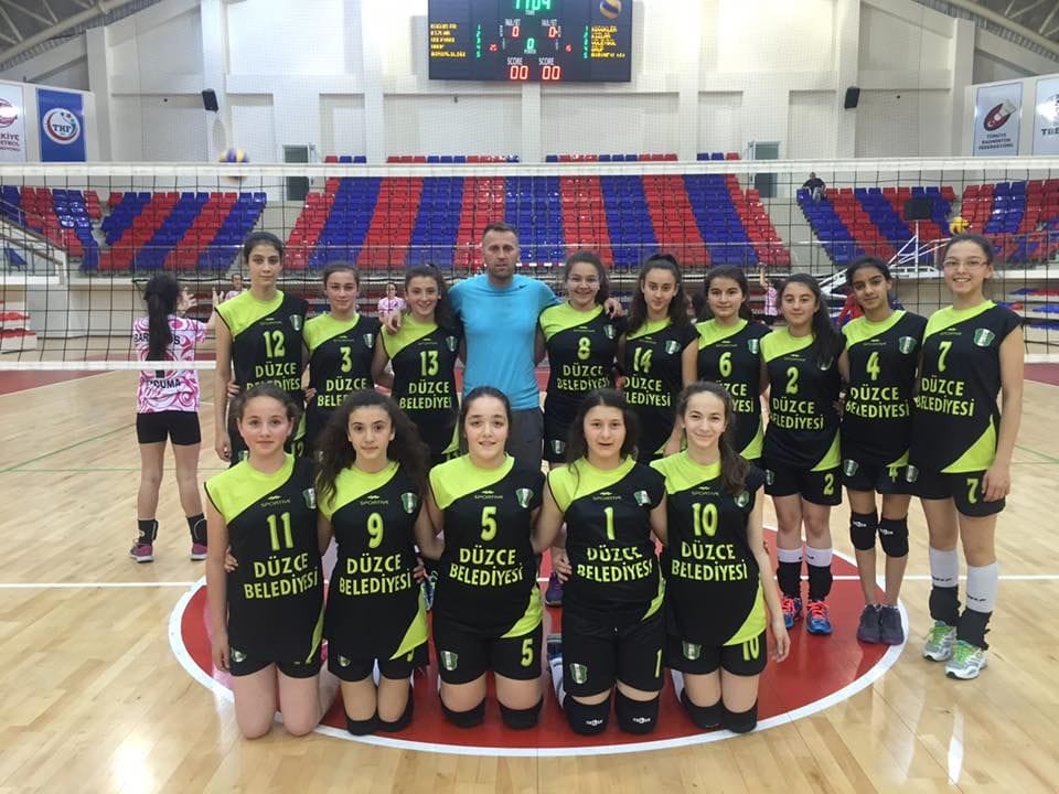 VOLEYBOL TAKIMI KAZANDI