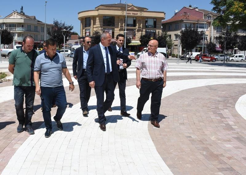 LİSE PARKINA SON RÖTUŞLARLAR YAPILIYOR