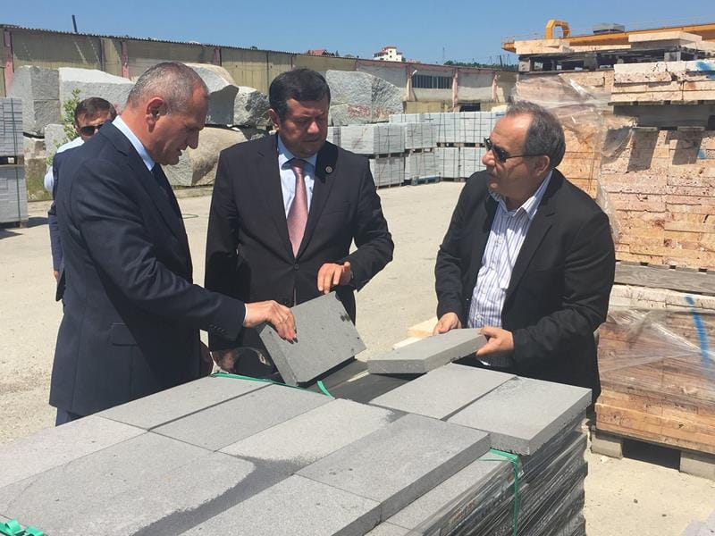 CUMHURBAŞKANI BAŞDANIŞMANI BELEDİYE ŞANTİYESİNİ GEZDİ