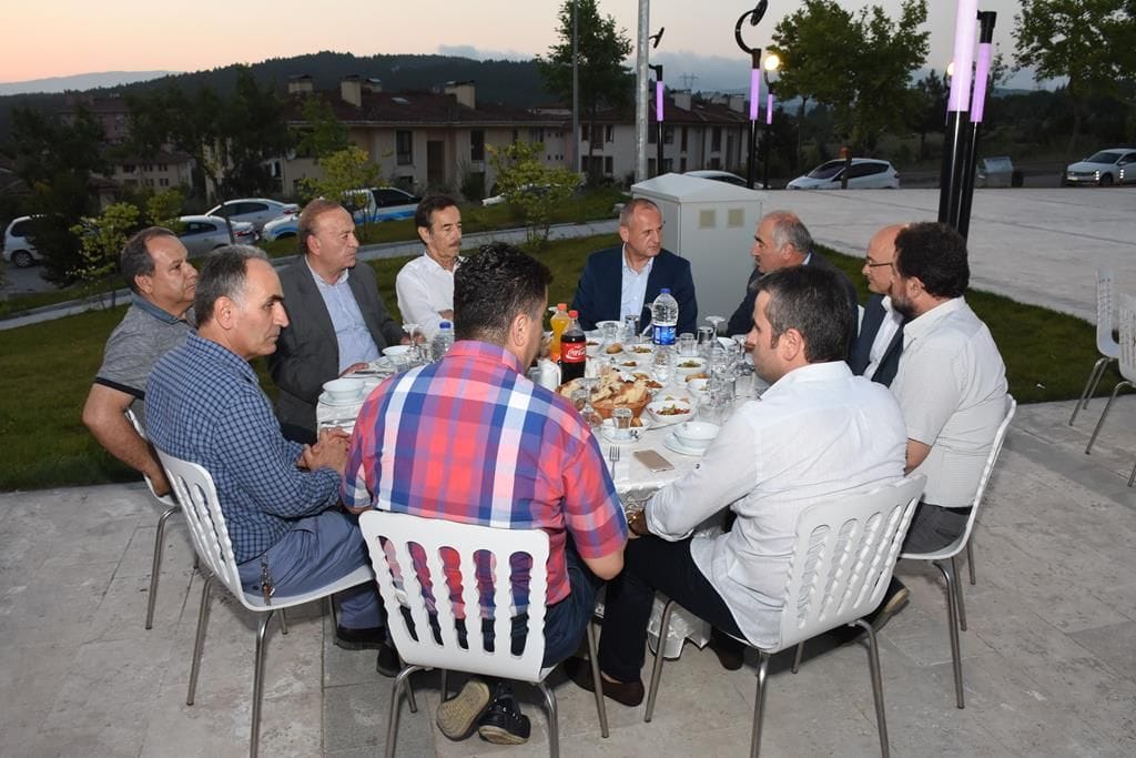 BAŞKAN KELEŞ BASIN MENSUPLARI İLE ORUÇ AÇTI