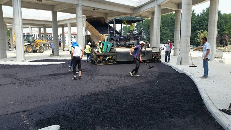 TERMİNALDE 20 DÖNÜMLÜK ASFALTLAMA