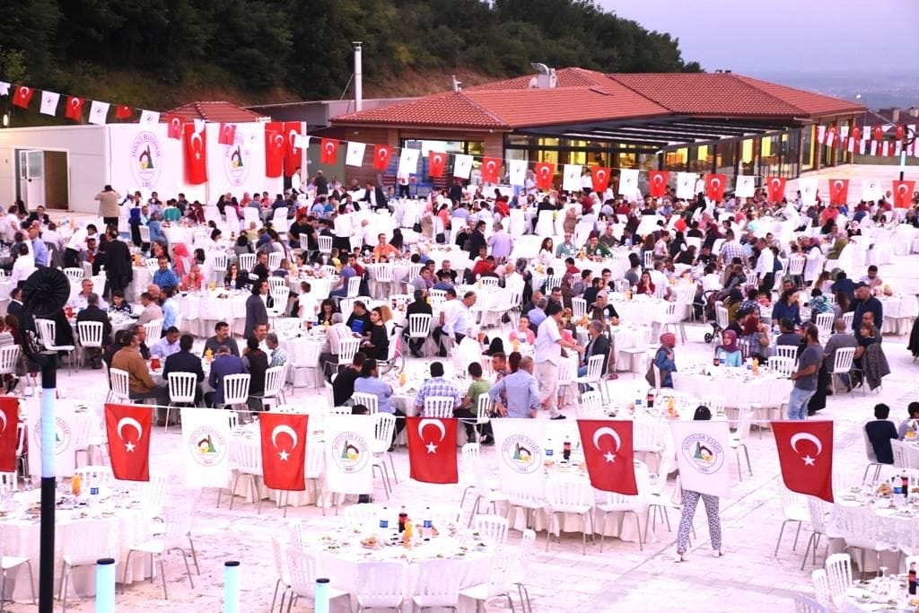 “İŞÇİ KARDEŞLERİMİZE KARŞI GÖREVİMİZİ YAPACAĞIZ”