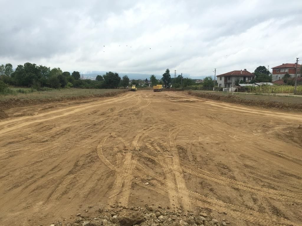 BEYCİLER’DE YOL AÇMA ÇALIŞMASI DEVAM EDİYOR